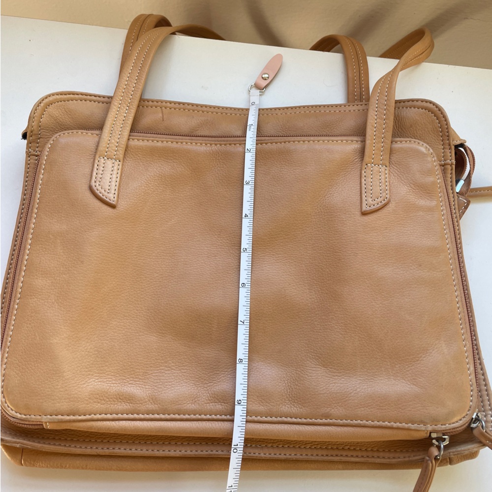 Vintage leather shoulder bag tan computer tablet bag - Picture 9 of 12